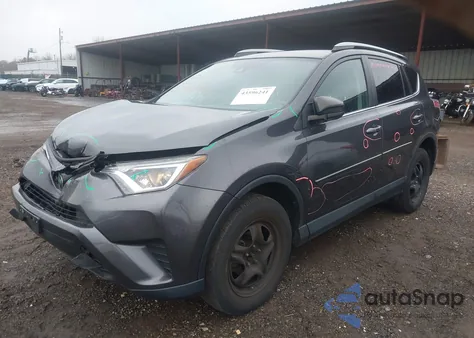 2017 Toyota Rav4 Le z USA, uszkodzony, nr VIN 2T3BFREV7HW656171